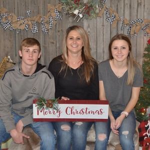 Meet your Posher, Becky